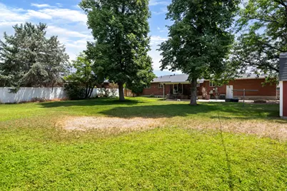 1471 E Shoshone Ave S, Sandy, UT 84092 - Photo 40