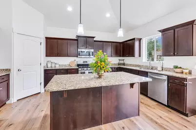 1031 S 440 E, Salem, UT 84653 - Photo 8