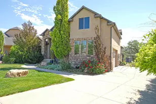 14441 S Peacock Midge Dr, Bluffdale, UT 84065 - Photo 4