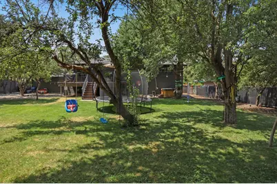 8641 S Buena Vista Dr E, Sandy, UT 84094 - Photo 56