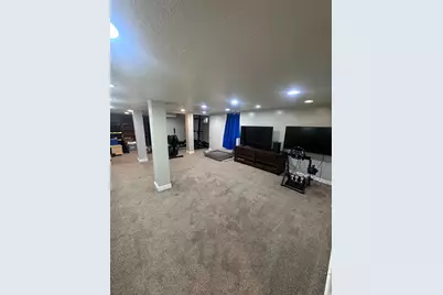 590 Woodland Cir, Bountiful, UT 84010 - Photo 10