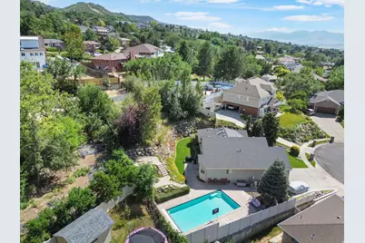 3321 S 200 E, Bountiful, UT 84010 - Photo 36