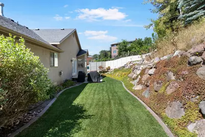 3321 S 200 E, Bountiful, UT 84010 - Photo 32