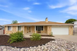 6114 S Red Oaks Dr, Murray, UT 84123 - Photo 1