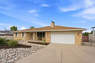 6114 S Red Oaks Dr, Murray, UT 84123 - Photo 2