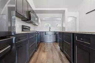 6992 W Hunter Valley Dr S, West Valley, UT 84128 - Photo 8