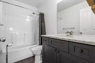 6992 W Hunter Valley Dr S, West Valley, UT 84128 - Photo 14