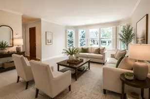910 Woodland Hills Circle, Bountiful, UT 84010 - Photo 4
