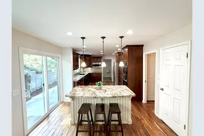 910 Woodland Hills Cir, Bountiful, UT 84010 - Photo 10