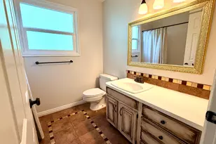 910 Woodland Hills Circle, Bountiful, UT 84010 - Photo 32