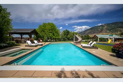 13851 S Secretariat Dr E, Draper, UT 84020 - Photo 16