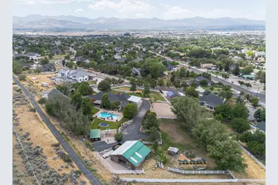 13851 S Secretariat Dr E, Draper, UT 84020 - Photo 6