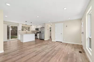 1066 E Violet Cir S, Sandy, UT 84094 - Photo 4