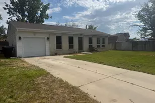 1066 E Violet Cir S, Sandy, UT 84094 - Photo 2