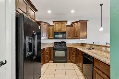 1295 N Cedar Blvd #14, Cedar City, UT 84721 - Photo 2