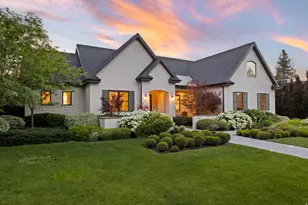 5478 S Merlyn Dr E, Holladay, UT 84117 - Photo 2