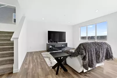 3483 N Sparrow Ln, Eagle Mountain, UT 84005 - Photo 6