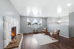 5183 W 5400 S, Kearns, UT 84118 - Photo 4