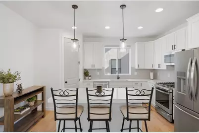 11531 S Engelmann Dr, Draper, UT 84020 - Photo 8