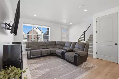 11531 S Engelmann Dr, Draper, UT 84020 - Photo 4