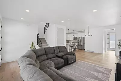 11531 S Engelmann Dr, Draper, UT 84020 - Photo 4