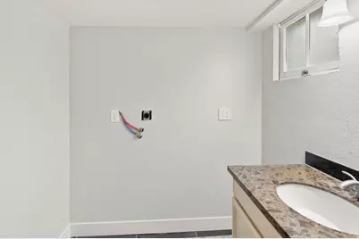 2449 S 800 E, Salt Lake City, UT 84106 - Photo 26