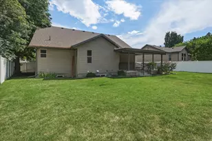 689 E Apple Dr N, Logan, UT 84321 - Photo 38