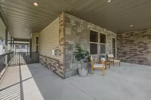689 E Apple Dr N, Logan, UT 84321 - Photo 36