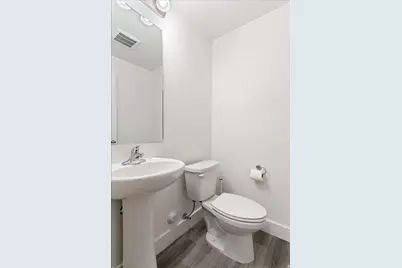 1112 N 1880 W, Farmington, UT 84025 - Photo 4