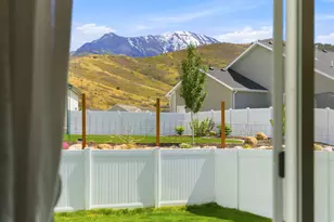 1209 S Red Cliff Dr, Santaquin, UT 84655 - Photo 38