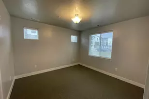 368 W 750 N, Vineyard, UT 84059 - Photo 8