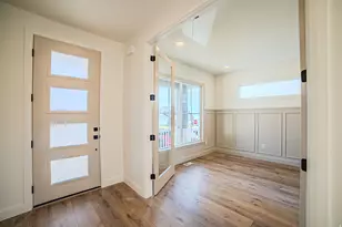 373 W Autumn Dr S, Saratoga Springs, UT 84045 - Photo 2