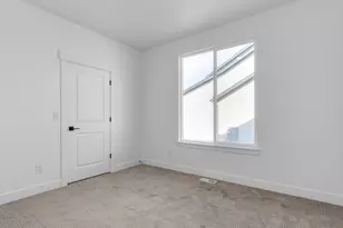 1052 E Ira Hodges Scenic Parkway, Eagle Mountain, UT 84005 - Photo 18