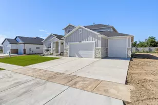3246 W 850 N, Layton, UT 84041 - Photo 2