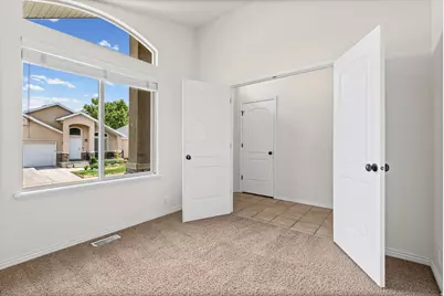 8688 Diamond Dove Dr, West Jordan, UT 84088 - Photo 8