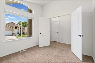 8688 Diamond Dove Dr, West Jordan, UT 84088 - Photo 8