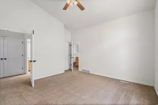 8688 Diamond Dove Dr, West Jordan, UT 84088 - Photo 16