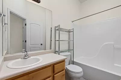 8688 Diamond Dove Dr, West Jordan, UT 84088 - Photo 14