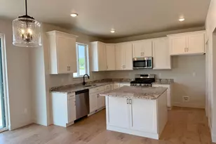 8554 S Kyler Ln, West Jordan, UT 84088 - Photo 2