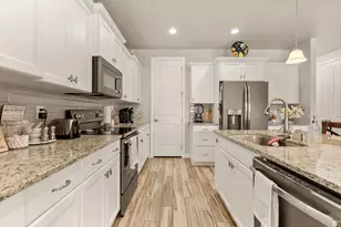 756 N Sage Creek Cir E, Washington, UT 84780 - Photo 18