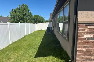 5511 S 575 W, Riverdale, UT 84405 - Photo 24