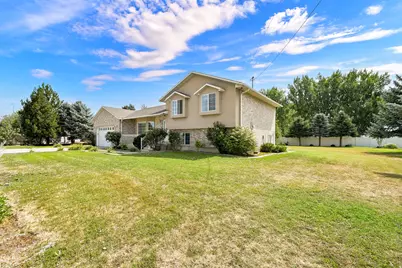742 S 1900 W, Marriott-Slaterville City, UT 84404 - Photo 1