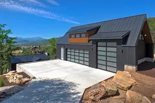319 Jungfrau Rd, Midway, UT 84049 - Photo 2
