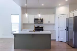 4332 W Watchmen Wy, Herriman, UT 84096 - Photo 4