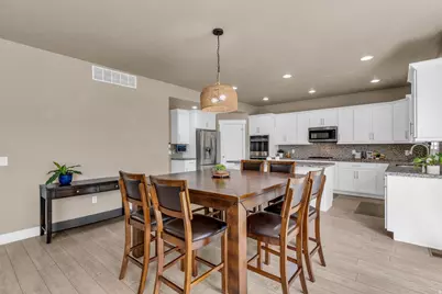 3827 W Coastal Dune Dr, South Jordan, UT 84009 - Photo 16