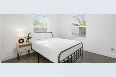 4938 S Center St, Murray, UT 84107 - Photo 16