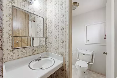 5096 S Jolly St, Taylorsville, UT 84123 - Photo 16