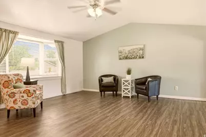 120 S 380 W, Smithfield, UT 84335 - Photo 4