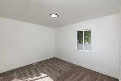 4650 W Mildred St, Kearns, UT 84118 - Photo 16