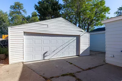 4650 W Mildred St, Kearns, UT 84118 - Photo 30